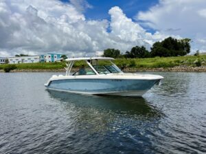 2022 Boston Whaler 320 Vantage for sale - photo 5