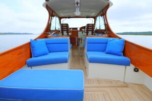 2022 Hinckley 35 for sale - photo 8