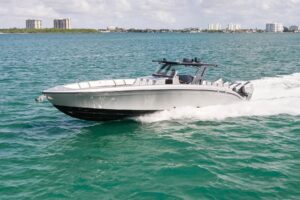 2022 Midnight Express 43 Open for sale - photo 3