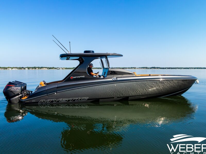 2022 Mystic Powerboats M3800
