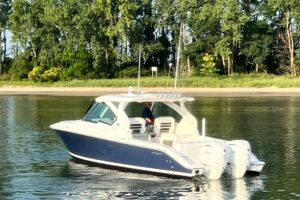 2022 Pursuit DC 326 Dual Console for sale - photo 3