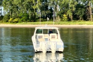 2022 Pursuit DC 326 Dual Console for sale - photo 4