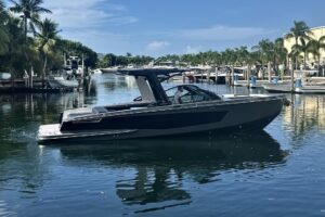 2023 Aviara AV32 I/O for sale