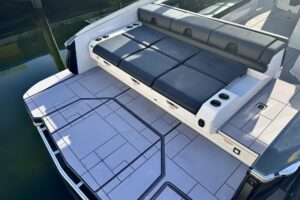 2023 Aviara AV32 I/O for sale - photo 6