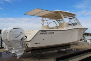 2023 Grady-White Freedom 335 for sale - photo 2