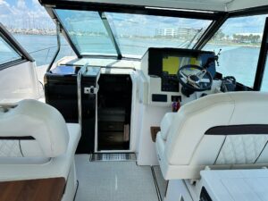 2023 Regal 38 Grande Coupe for sale - photo 4