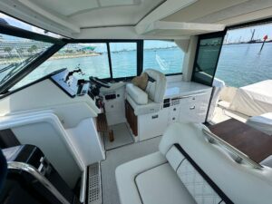 2023 Regal 38 Grande Coupe for sale - photo 5
