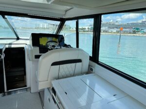 2023 Regal 38 Grande Coupe for sale - photo 7
