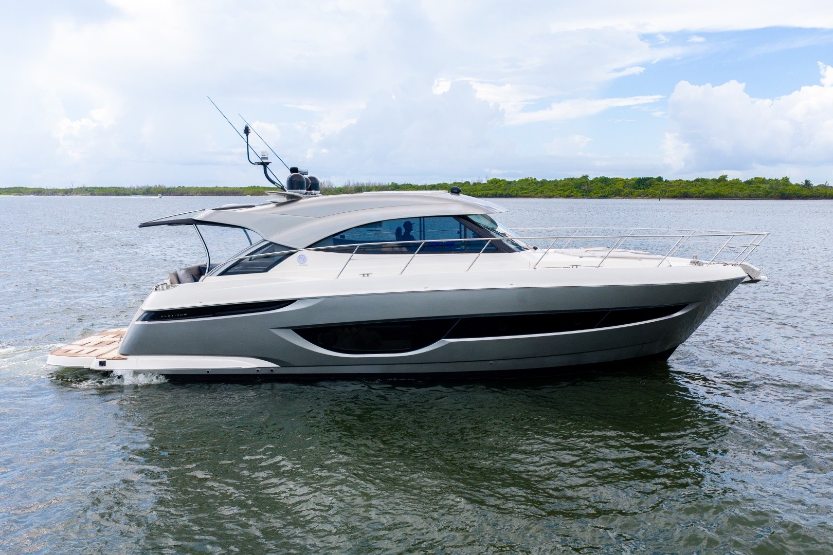 2023 Riviera 4600 Sport Yacht for sale