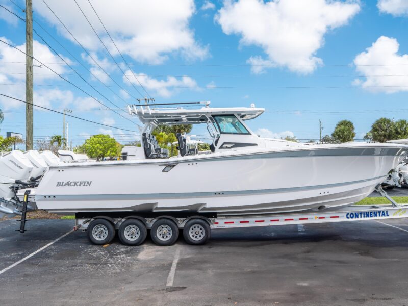 2024 Blackfin 400 CC