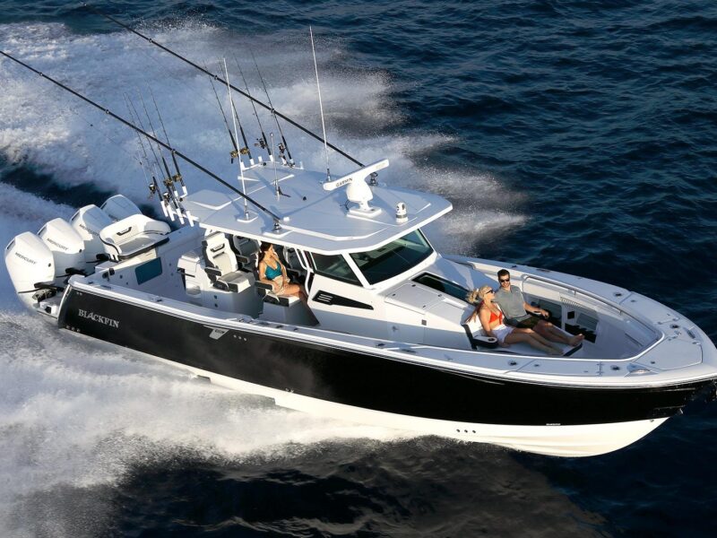 2024 Blackfin 400 CC