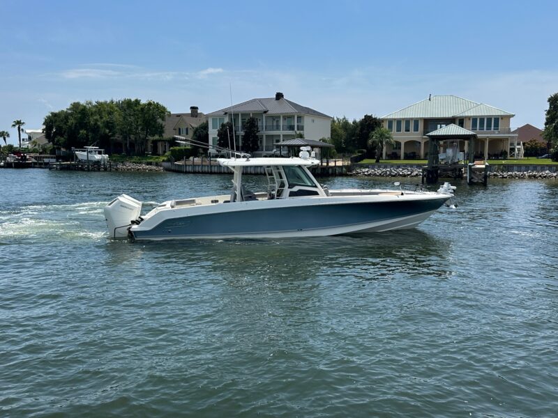 2024 Boston Whaler 380 Outrage