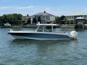 2024 Boston Whaler 380 Outrage for sale - photo 3