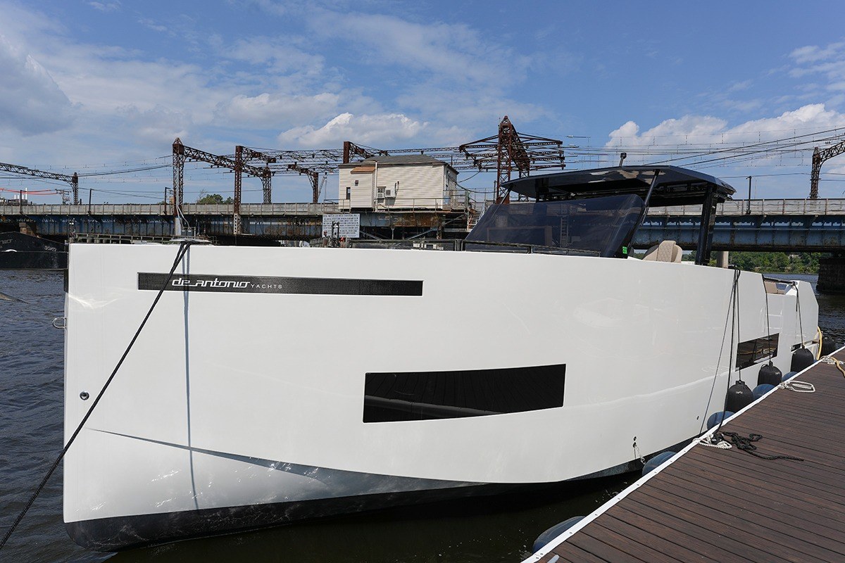 2024 De Antonio Yachts D50 OPEN for sale