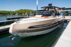 2024 Invictus GT320S for sale