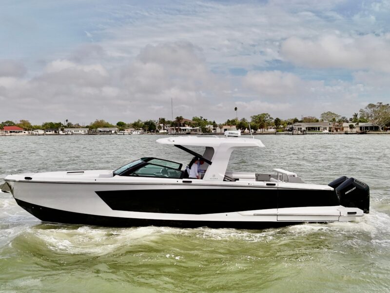 2025 Aviara AV40 OB