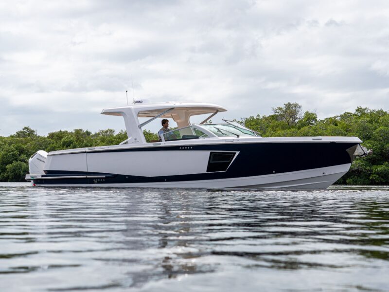 2025 Aviara AV40 OB