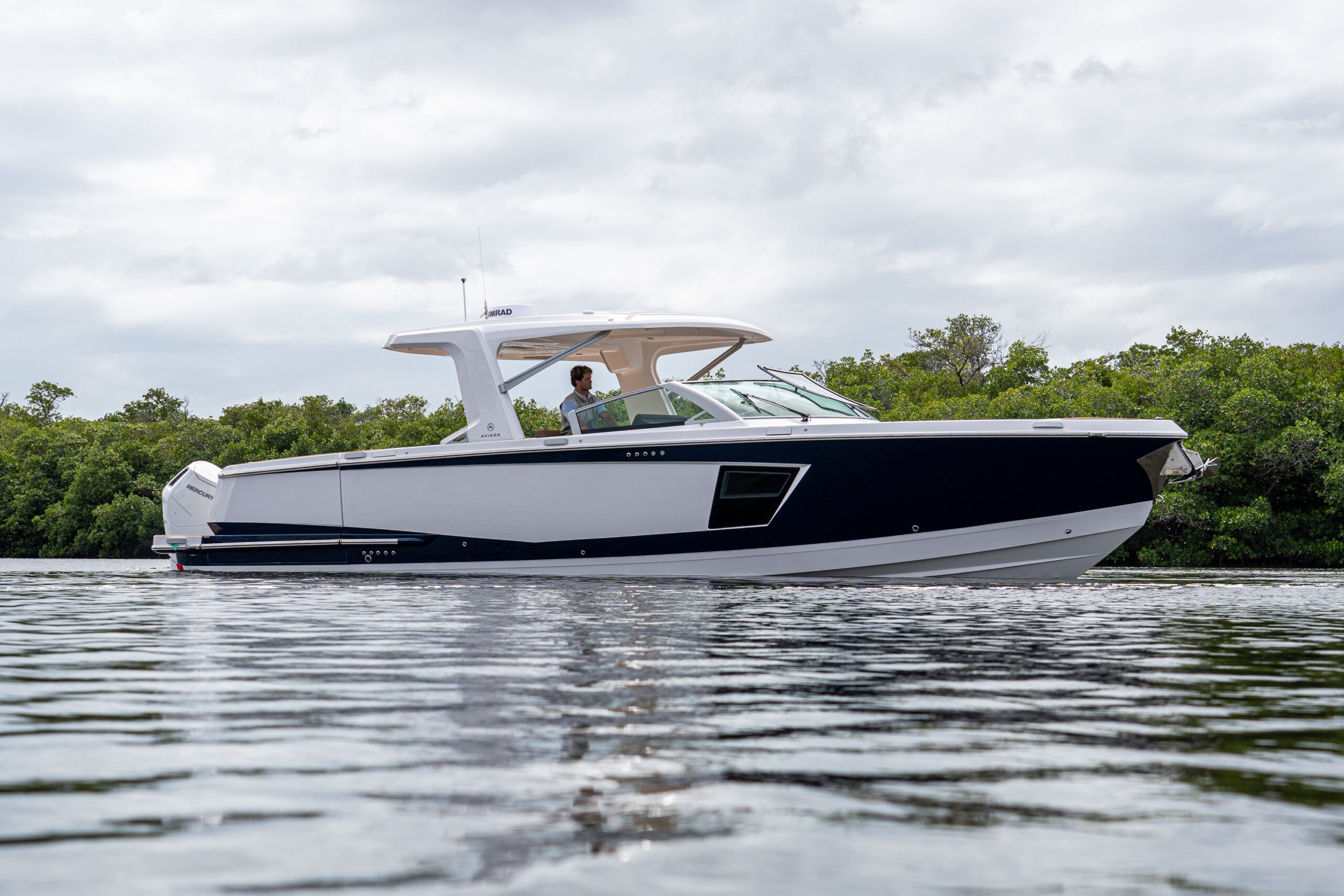 2025 Aviara AV40 OB for sale