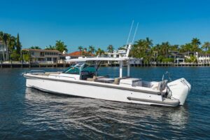 2025 Axopar 37 Sun-Top for sale - photo 3