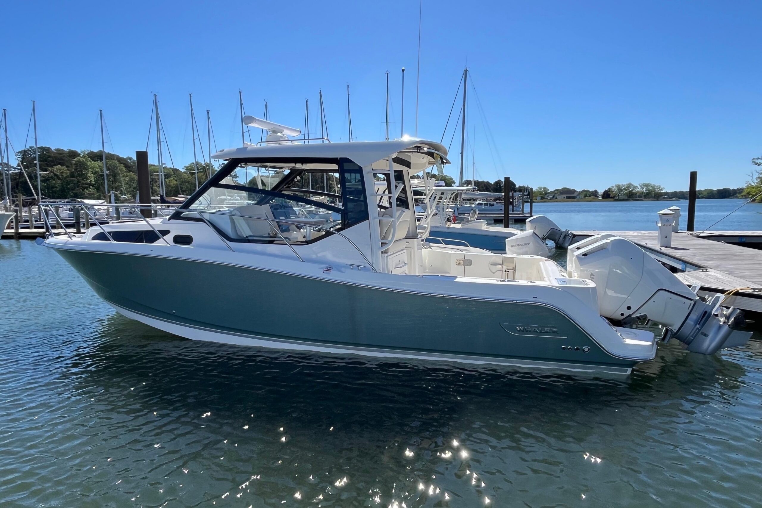 2025 Boston Whaler 325 Conquest for sale
