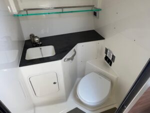 2025 Boston Whaler 325 Conquest for sale - photo 7