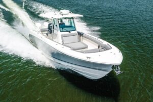 2025 Boston Whaler 330 Outrage for sale - photo 3