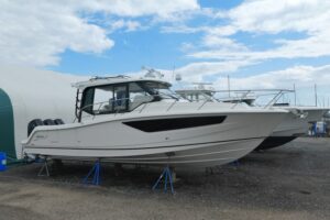 2025 Boston Whaler 365 Conquest for sale - photo 2