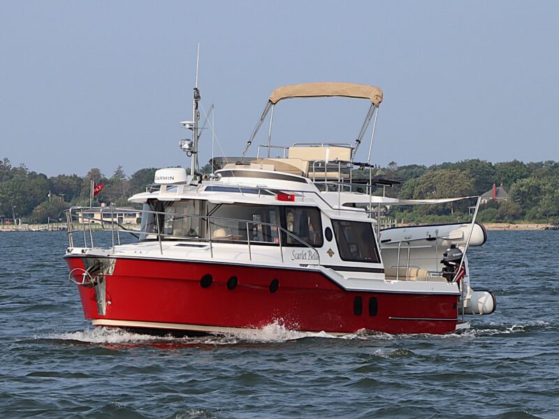 2025 Ranger Tugs R-29 CB