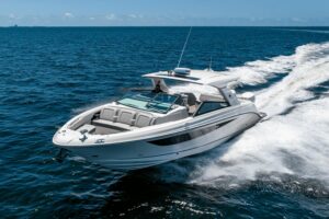2025 Sea Ray SLX 400 Outboard for sale - photo 4