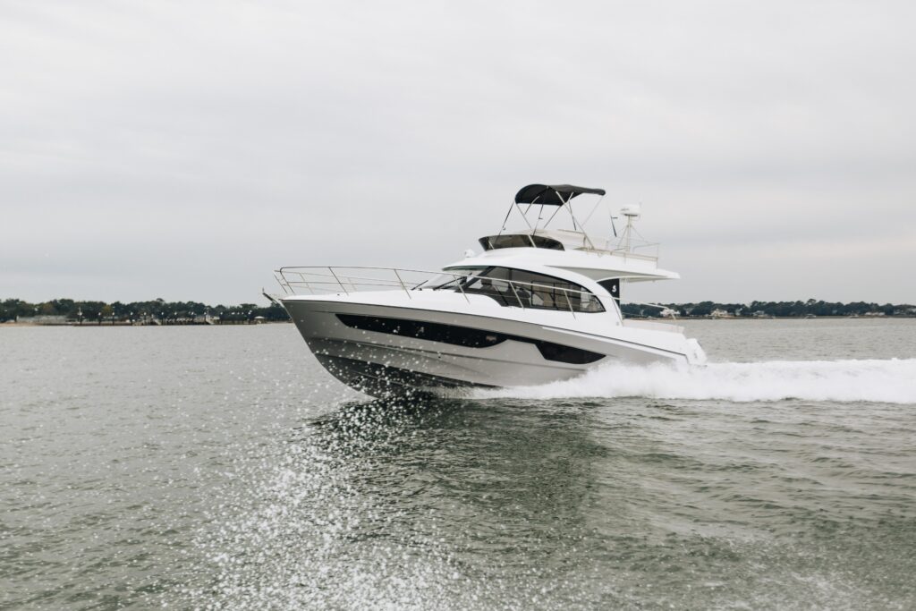 2026 Beneteau Antares 11 Fly