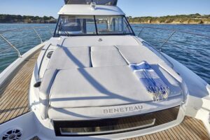 2026 Beneteau Antares 12 for sale - photo 4