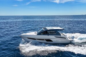2026 Valiatt 380 Bowrider for sale - photo 4