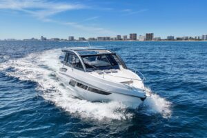 2026 Valiatt 380 Bowrider for sale - photo 6