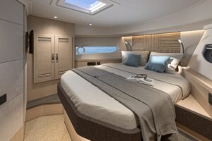2027 Beneteau Swift Trawler 43 Fly for sale - photo 8