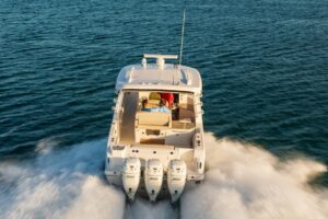 2027 Boston Whaler 350 Realm for sale - photo 8