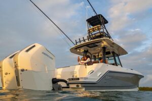 2027 Boston Whaler 360 Outrage for sale - photo 4