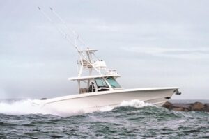 2027 Boston Whaler 380 Outrage for sale - photo 3
