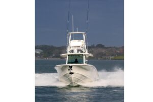 2027 Boston Whaler 380 Outrage for sale - photo 4
