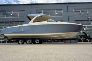 2027 Chris-Craft Launch 35 GT for sale