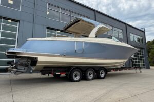 2027 Chris-Craft Launch 35 GT for sale - photo 3