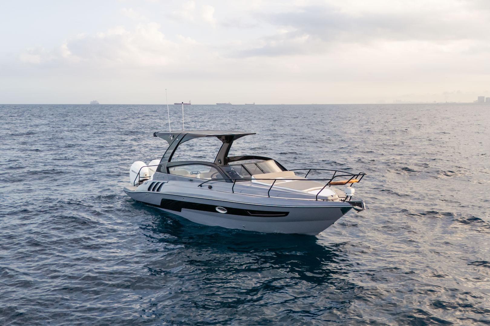 2027 Hanover 305 for sale
