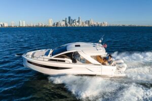 2027 Jeanneau DB/37 OB for sale - photo 3
