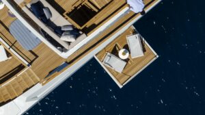 2027 Lazzara LPC 300 for sale - photo 3