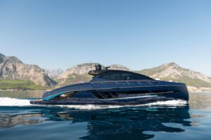 2027 Lazzara LSX 67 for sale - photo 2