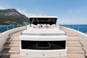 2027 Lazzara UHV 90 for sale - photo 6