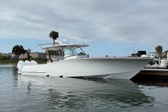 2027 Mag Bay 38 CC