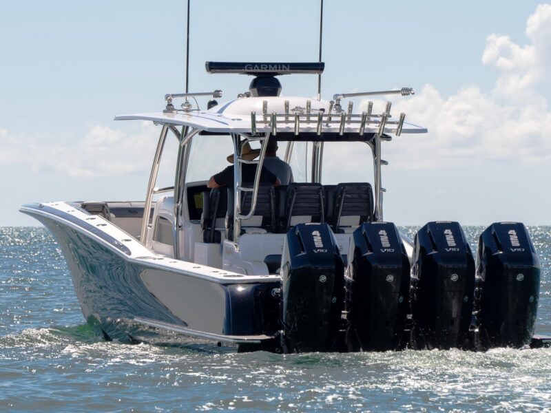 2027 Mag Bay 43 CC