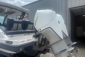 2027 Monterey Elite 30 OB for sale - photo 6