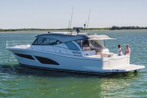 2027 Riviera 465 SUV for sale - photo 3