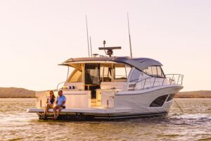 2027 Riviera 465 SUV for sale - photo 4